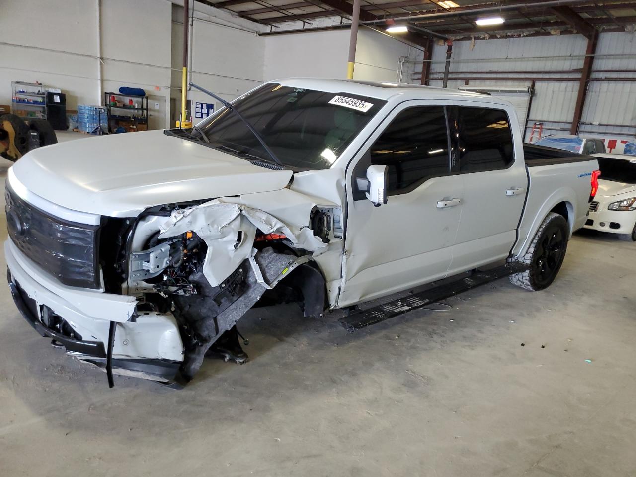 FORD F-150 LIGHTNING PLATINUM