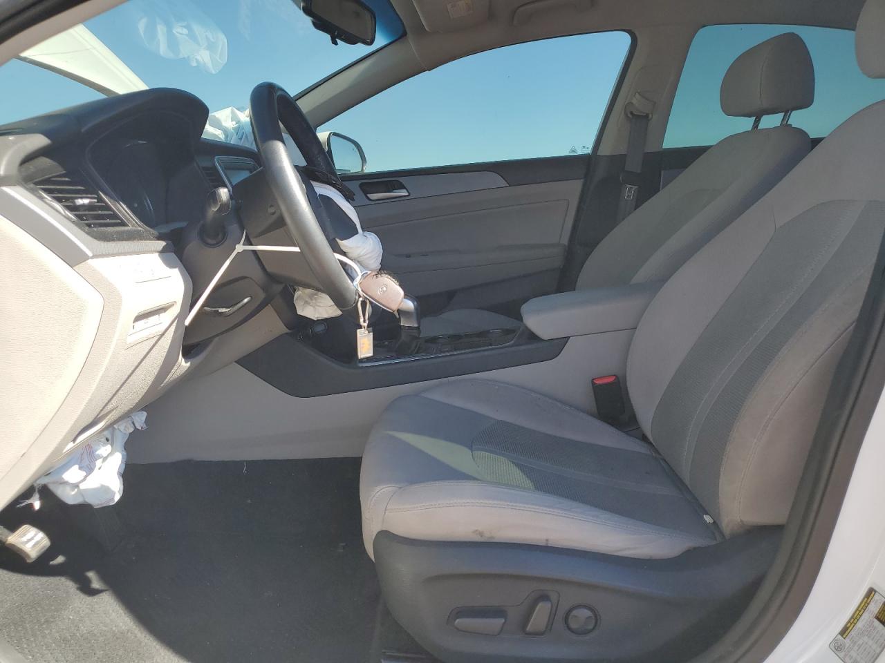 HYUNDAI SONATA SPORT