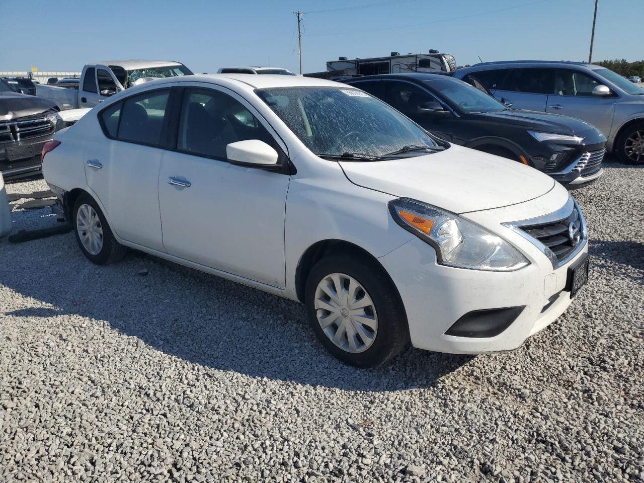 NISSAN VERSA S