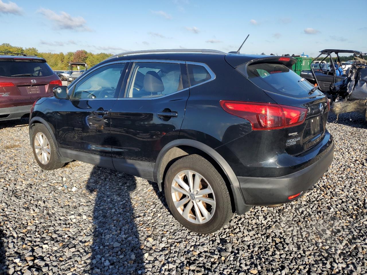 NISSAN ROGUE SPORT S
