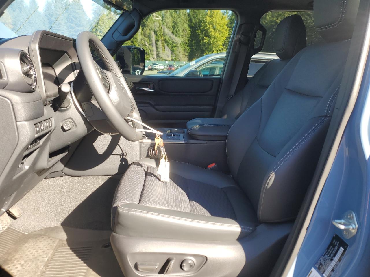 TOYOTA LAND CRUISER BASE