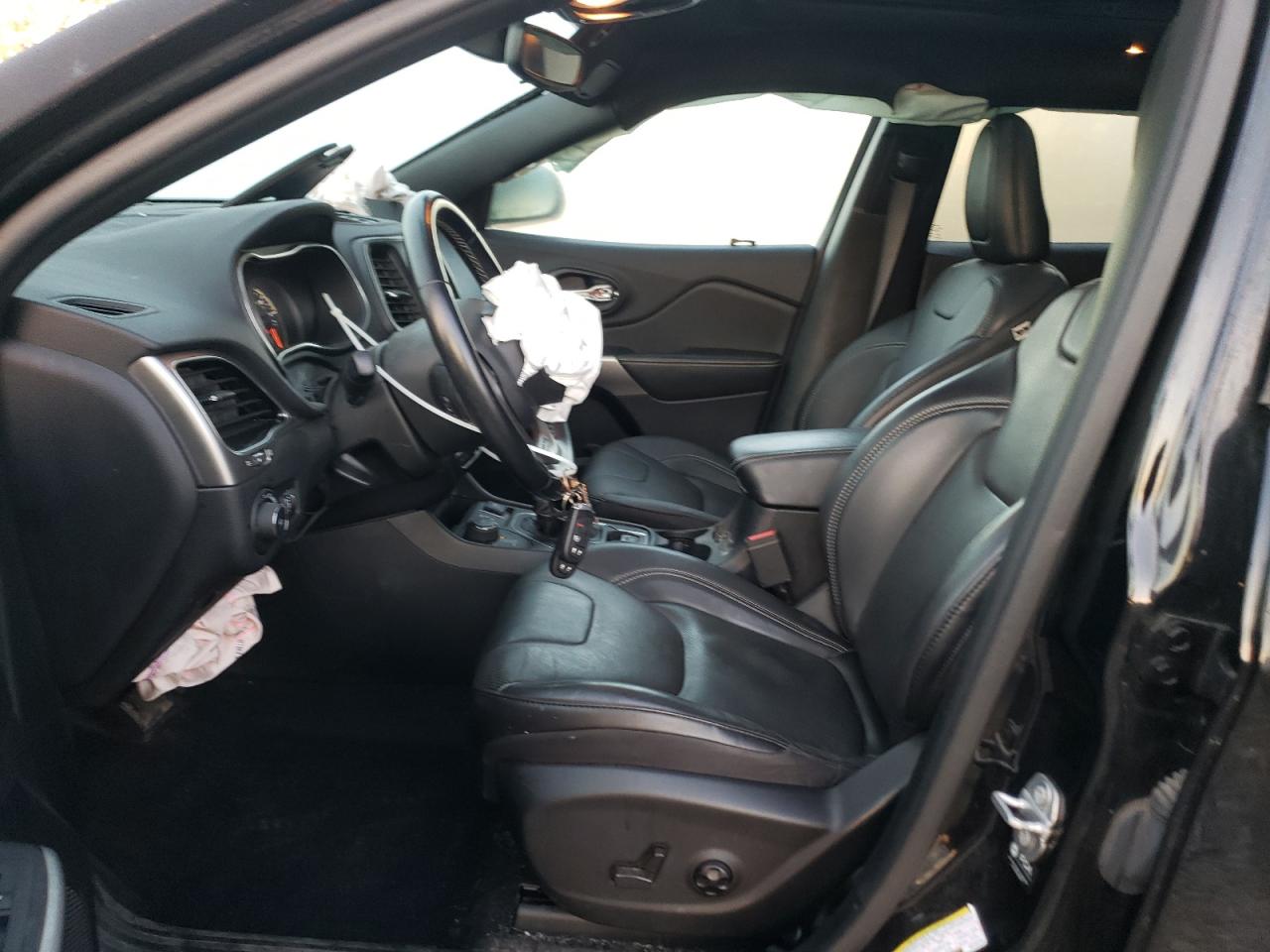 JEEP GRAND CHEROKEE LATITUDE LUX