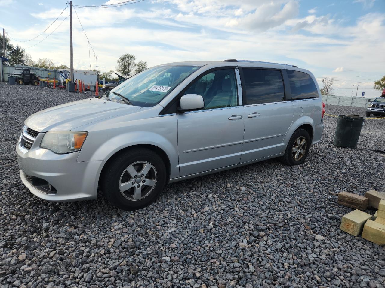 DODGE GRAND CARAVAN CREW