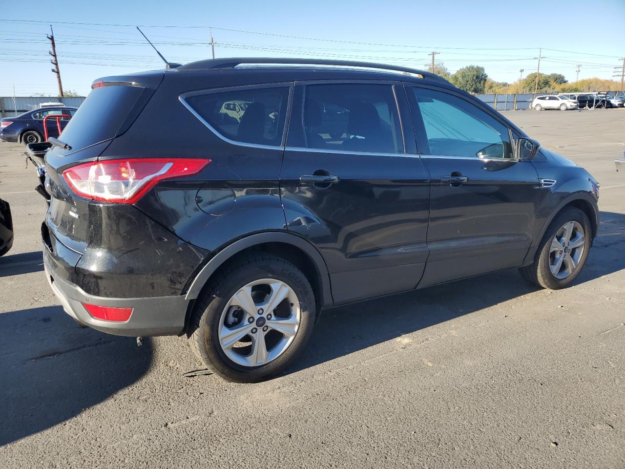 FORD ESCAPE SE