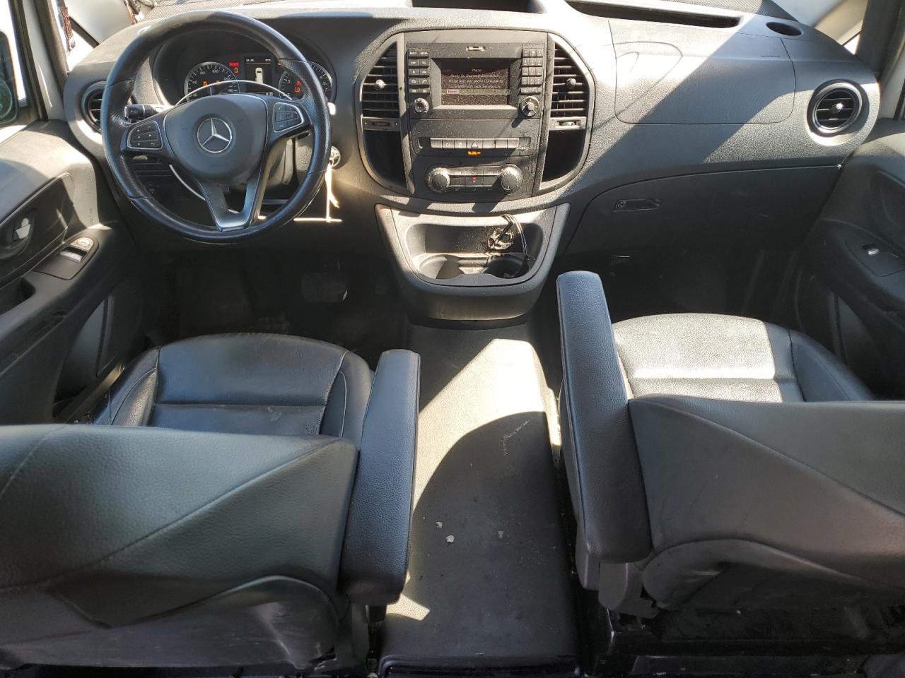 MERCEDES-BENZ METRIS