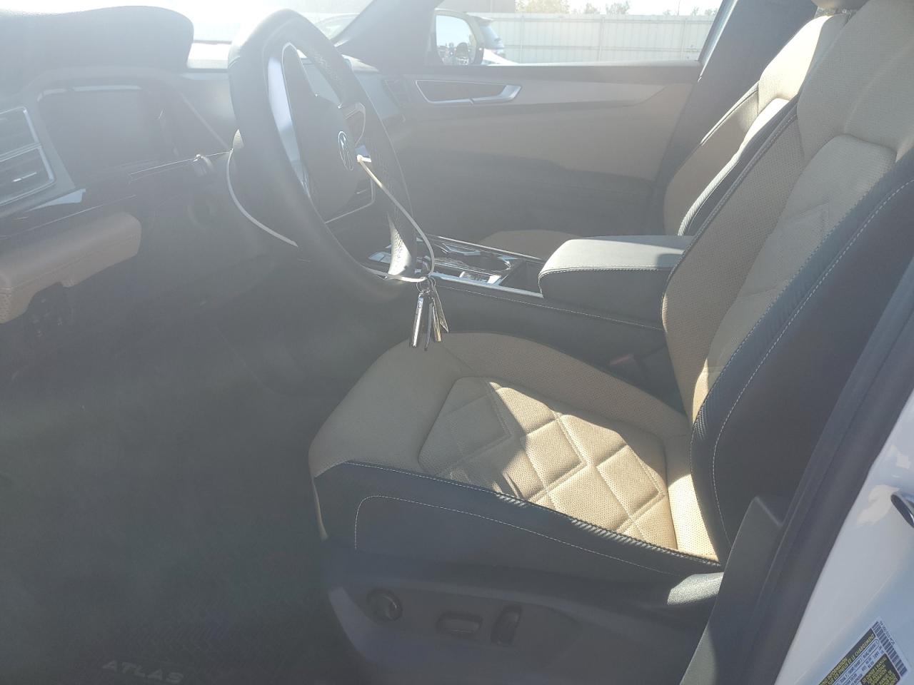 VOLKSWAGEN ATLAS CROSS SPORT SE