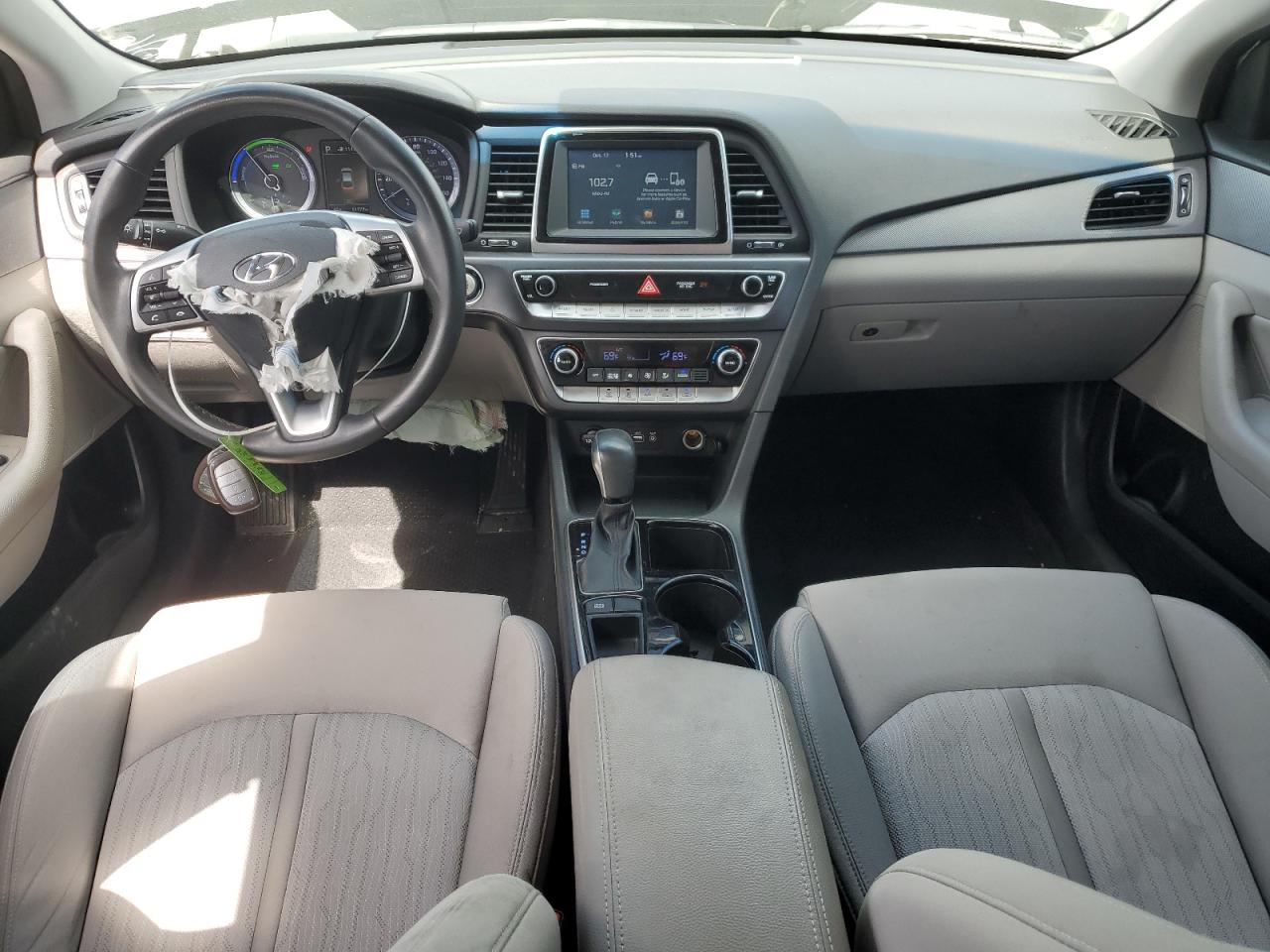 HYUNDAI SONATA HYBRID