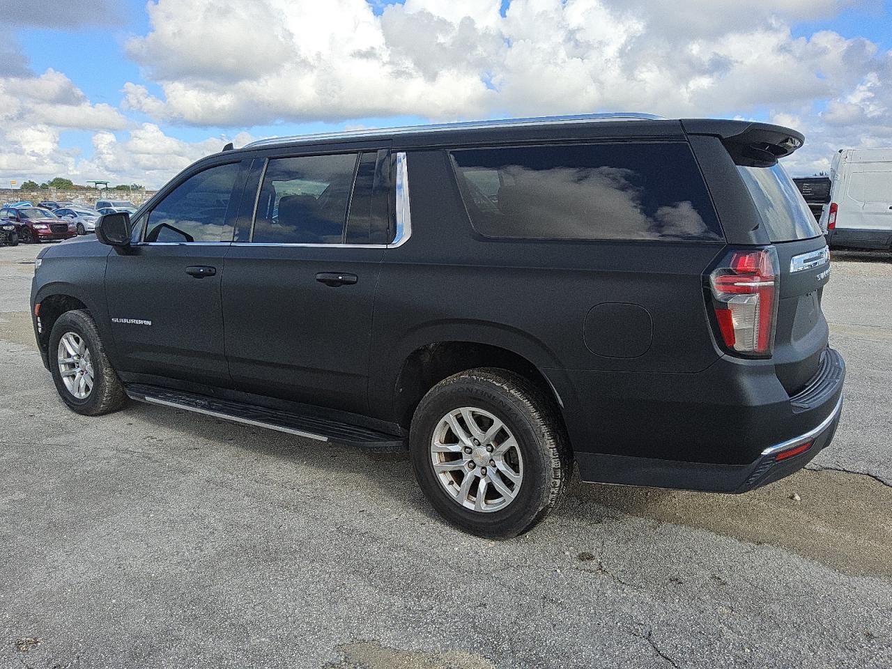 CHEVROLET SUBURBAN K1500 LT