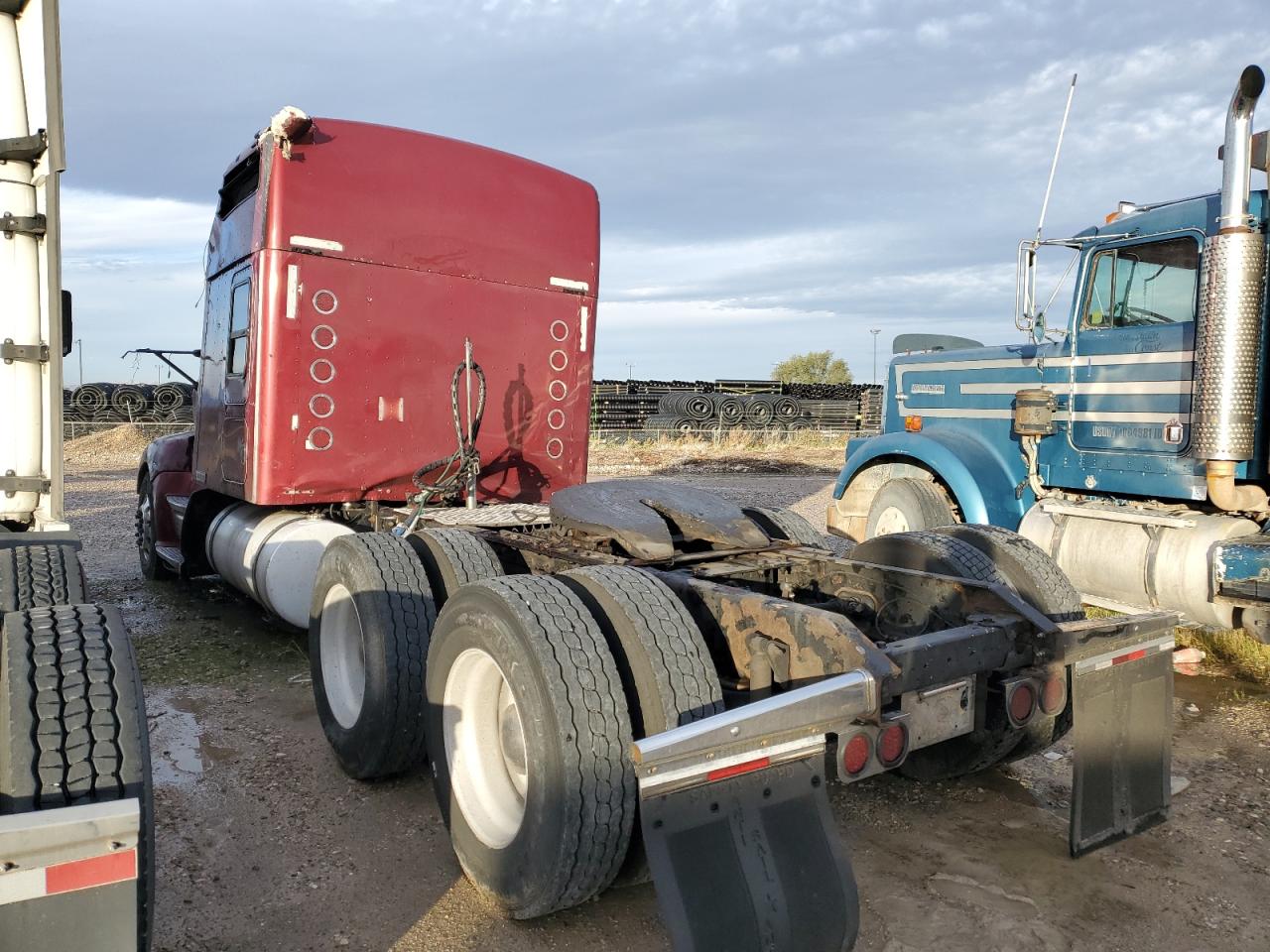 Lot #3276619065 2011 KENWORTH CONSTRUCTI