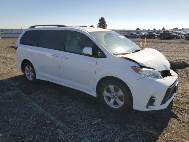 2018 TOYOTA SIENNA LE 5TDKZ3DC3JS917596