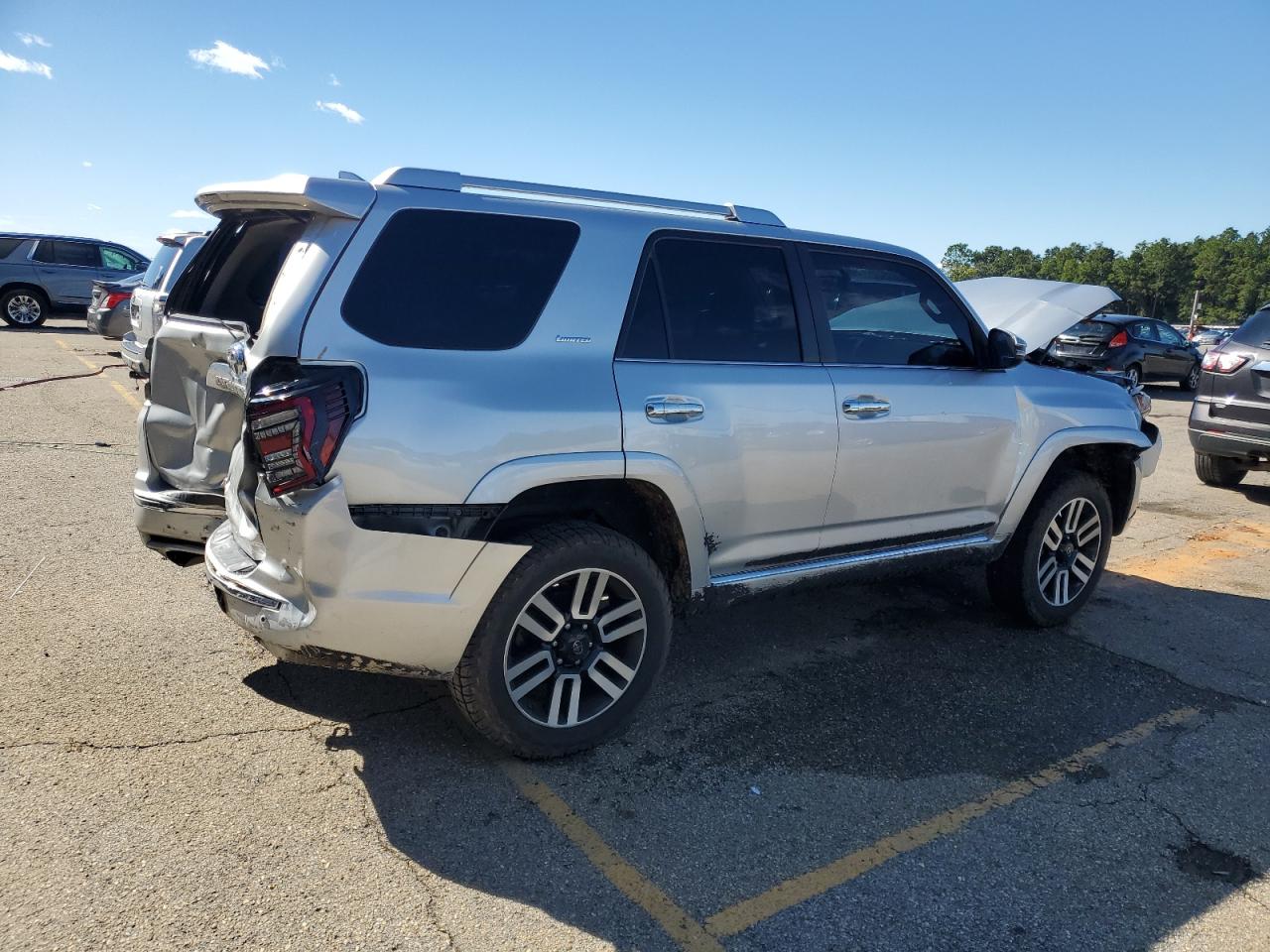 TOYOTA 4RUNNER SR5/SR5 PREMIUM