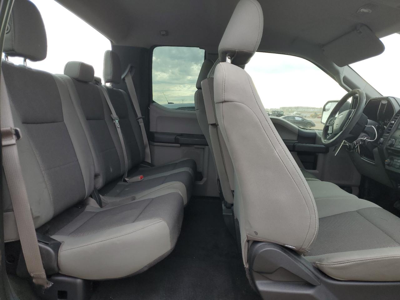 FORD F-150 SUPER CAB