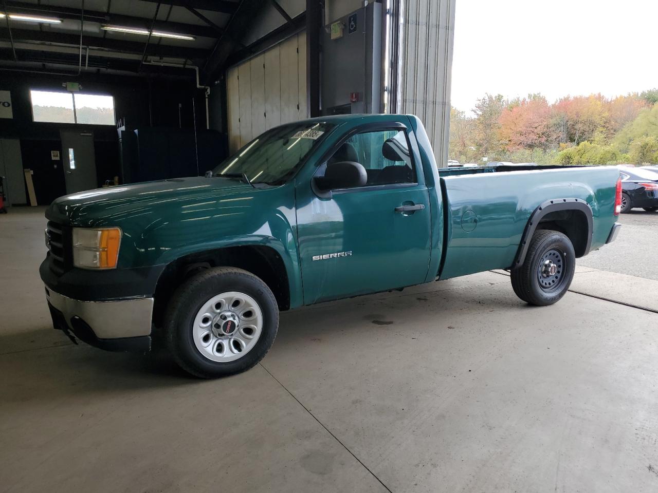 Lot #3265127809 2010 GMC SIERRA C15