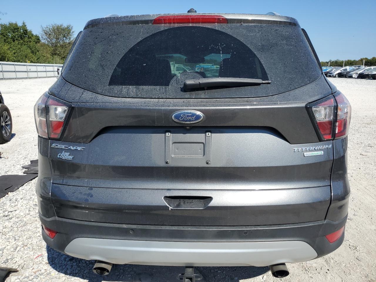 FORD ESCAPE TITANIUM