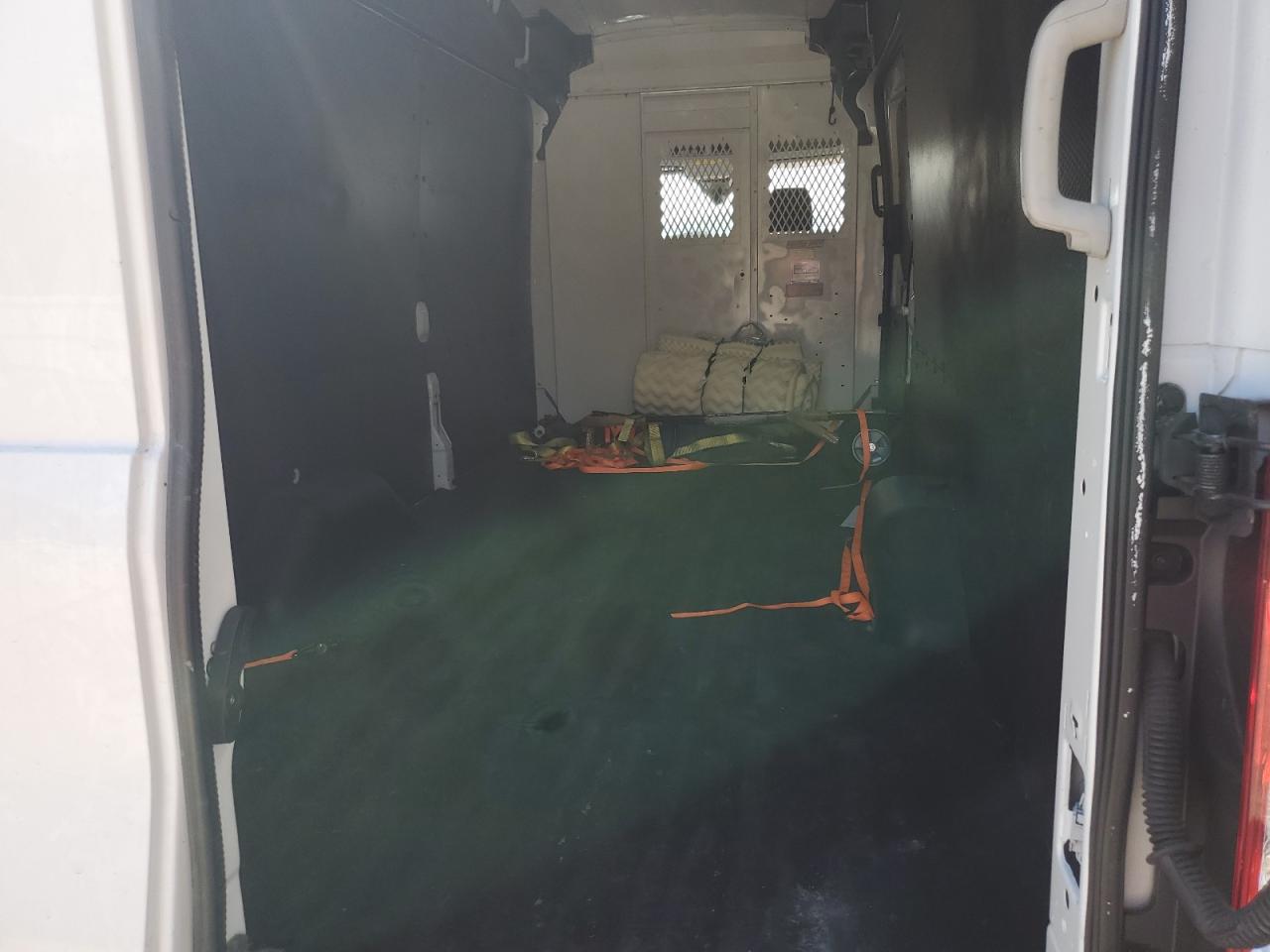 Lot #3302811895 2018 FORD TRANSIT T-