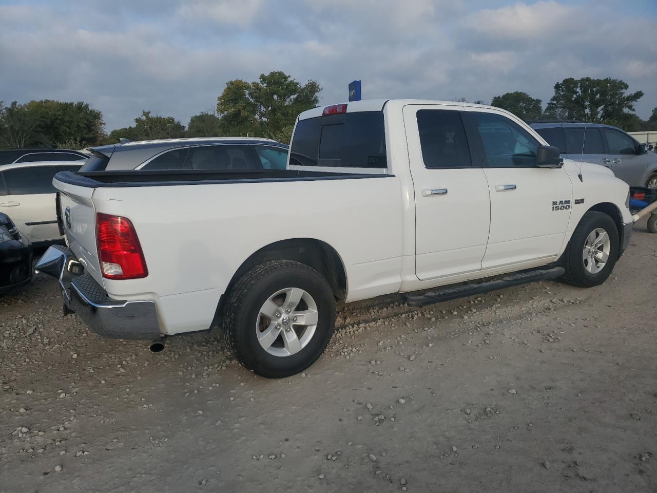 RAM 1500 SLT