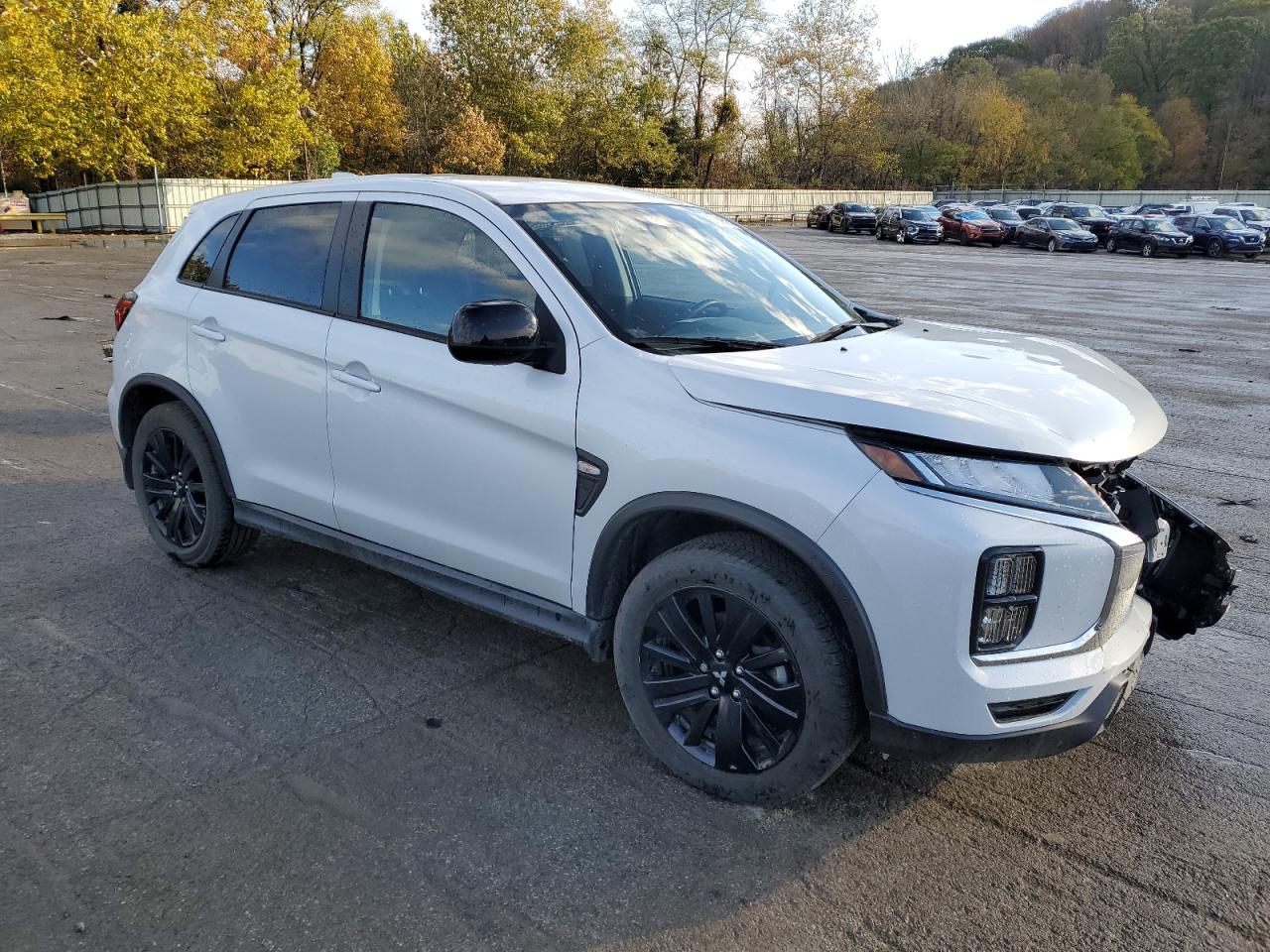 MITSUBISHI OUTLANDER ES