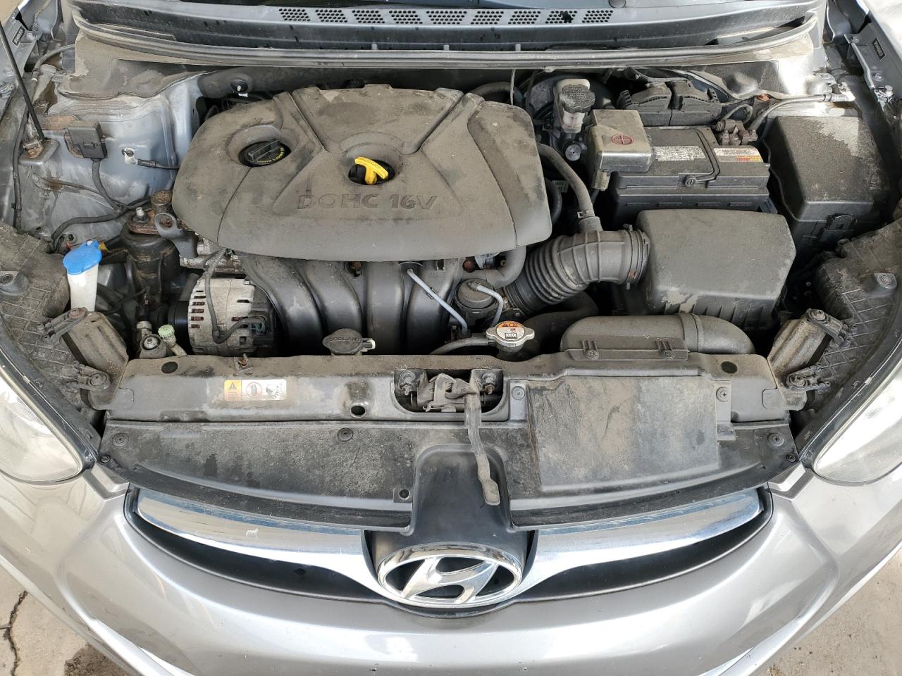 HYUNDAI ELANTRA GLS