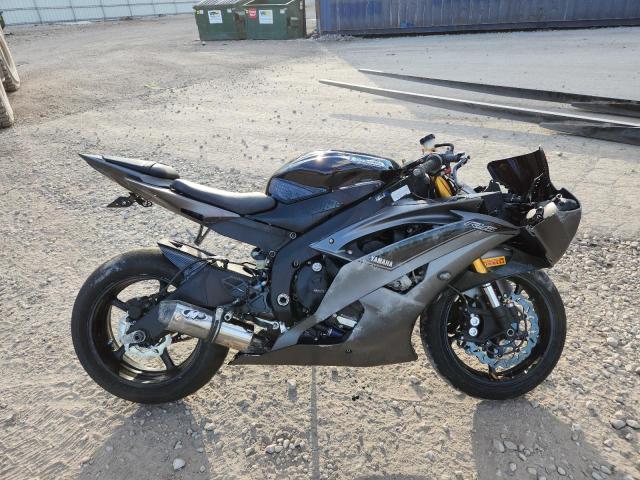 YAMAHA YZFR6