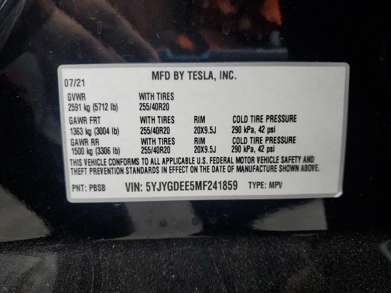 TESLA MODEL Y
