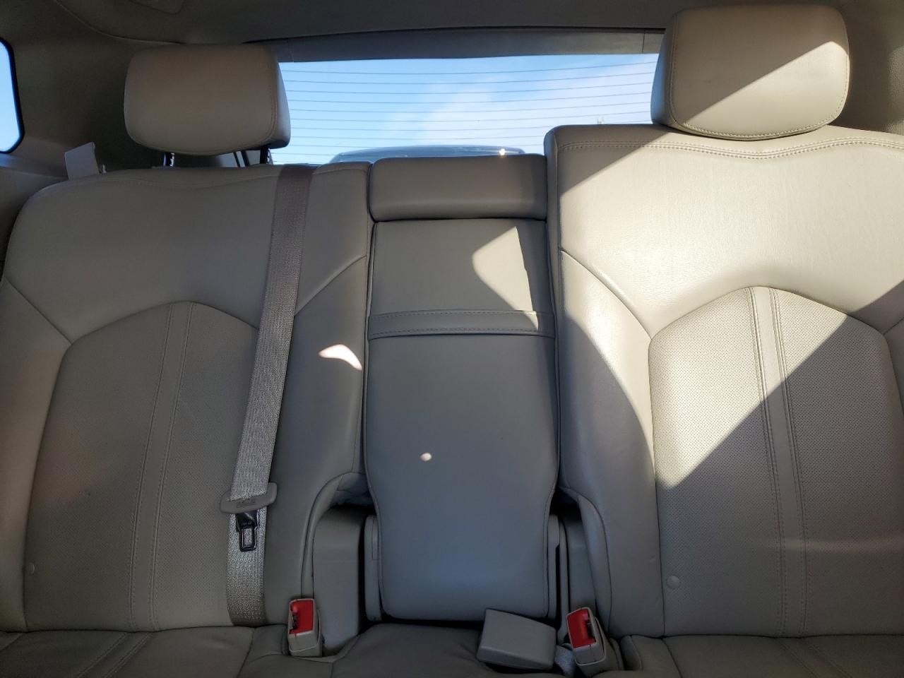 CADILLAC SRX LUXURY COLLECTION