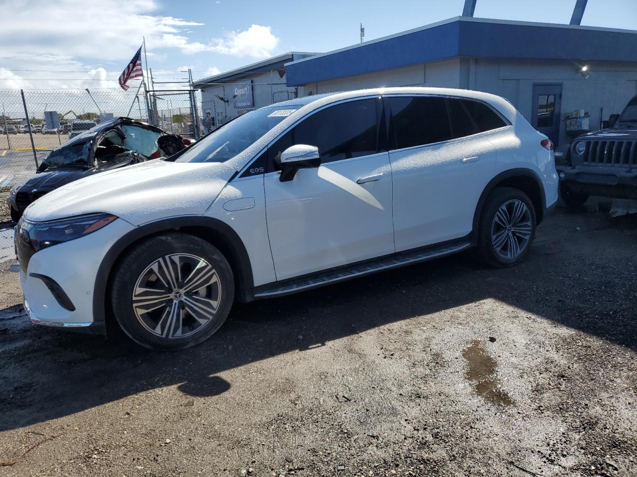 MERCEDES-BENZ EQS SUV 450+