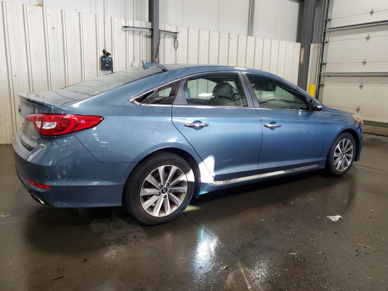HYUNDAI SONATA SPORT