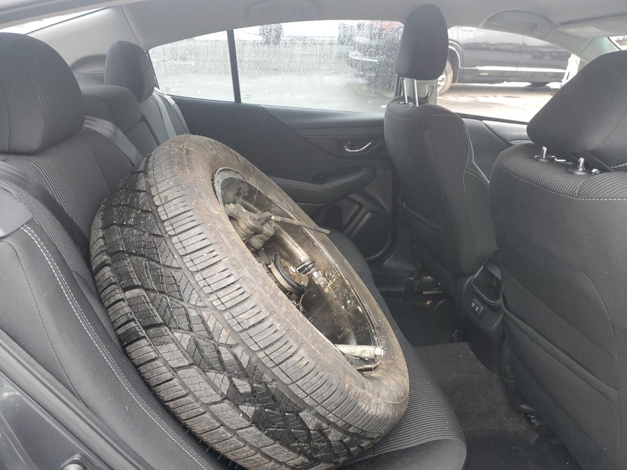 SUBARU LEGACY PREMIUM