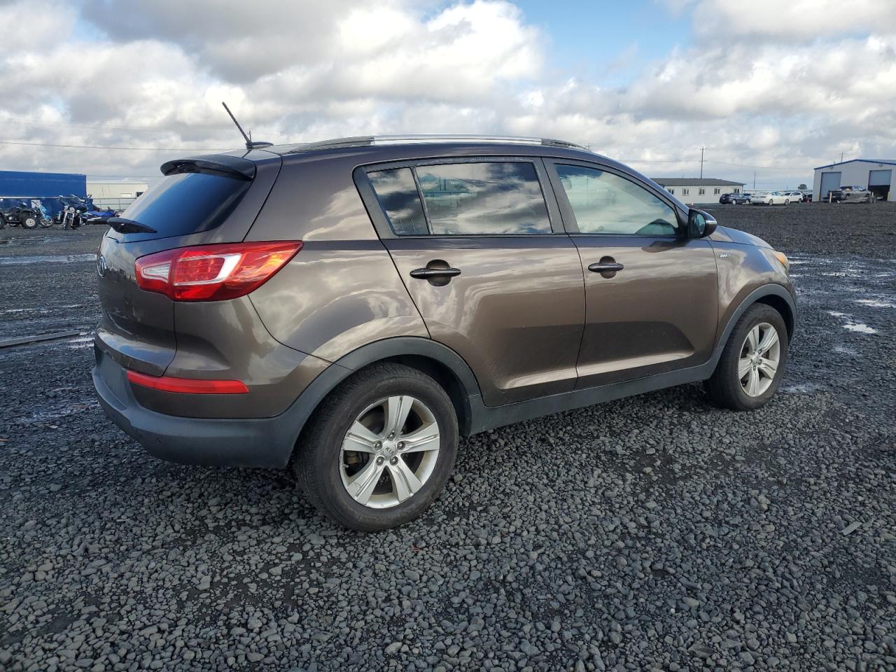 KIA SPORTAGE LX