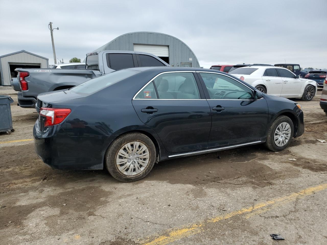 TOYOTA CAMRY L
