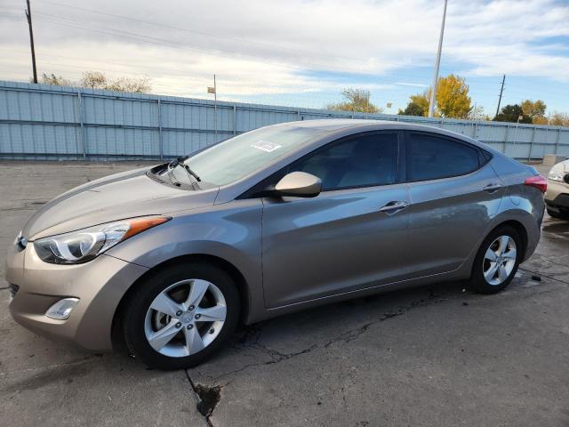 HYUNDAI ELANTRA GL
