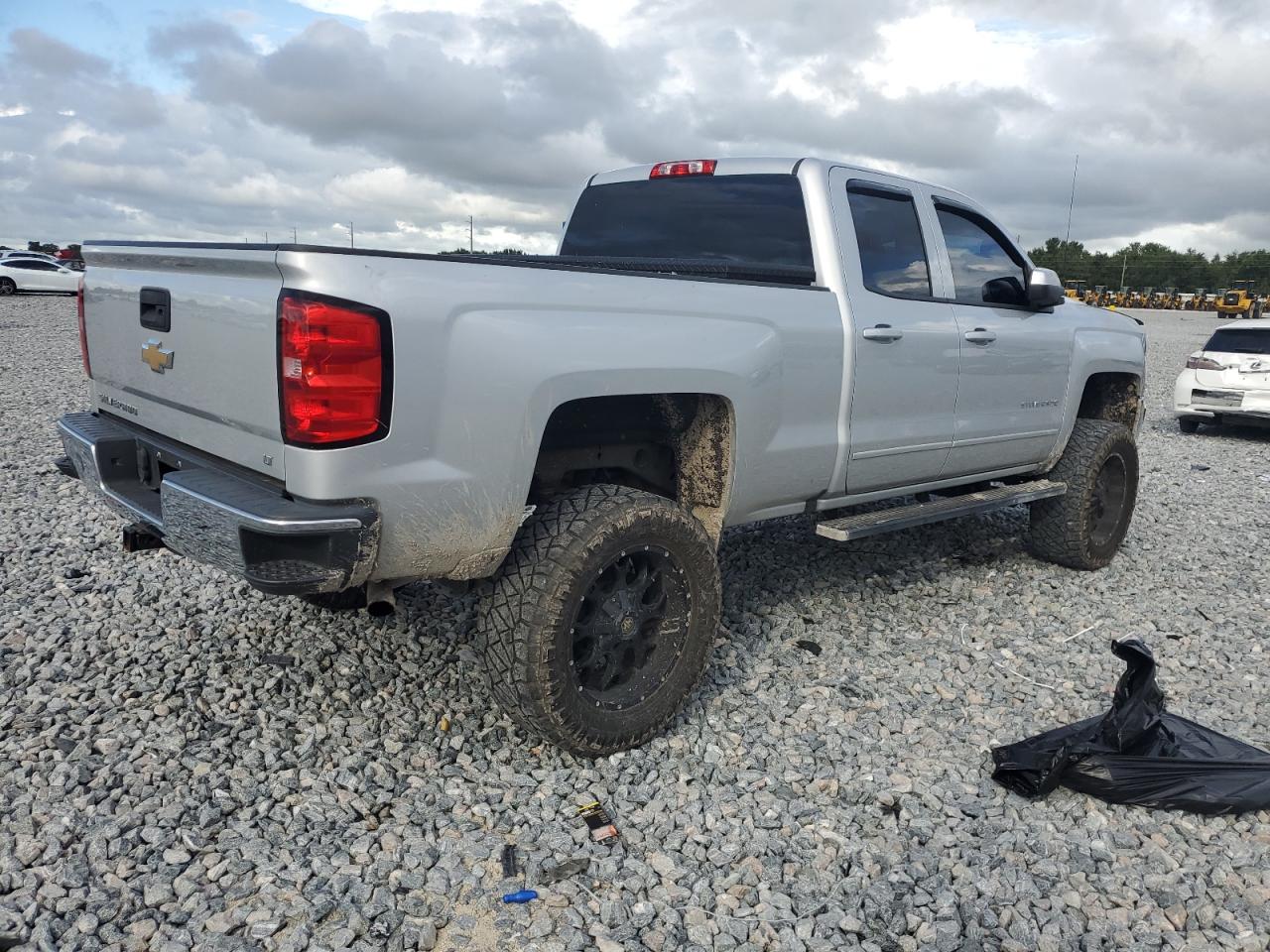 CHEVROLET SILVERADO K1500 LT