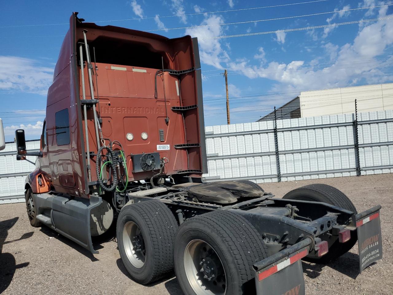 Lot #3281568385 2018 INTERNATIONAL LT625