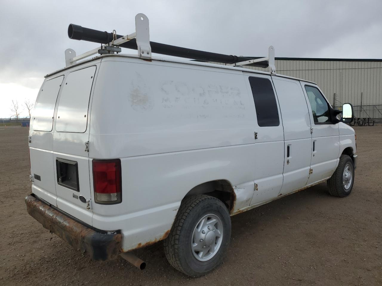 FORD ECONOLINE E250 VAN