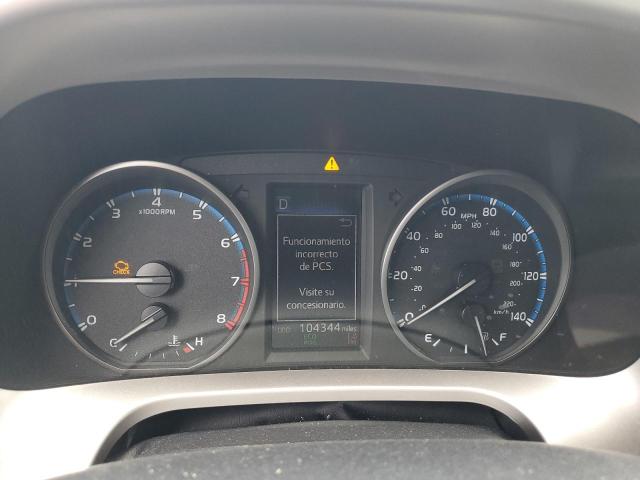 2018 TOYOTA RAV4 LE - JTMZFREV3JD130587