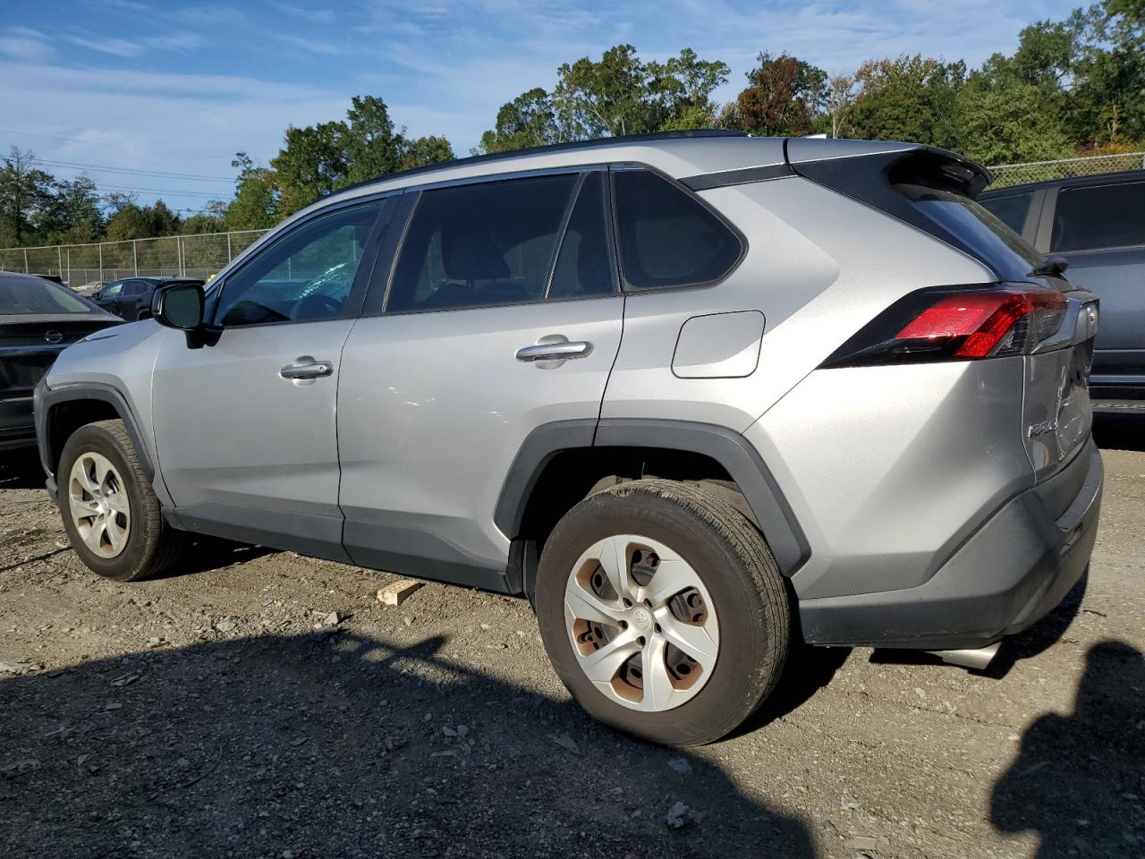 TOYOTA RAV4 LE