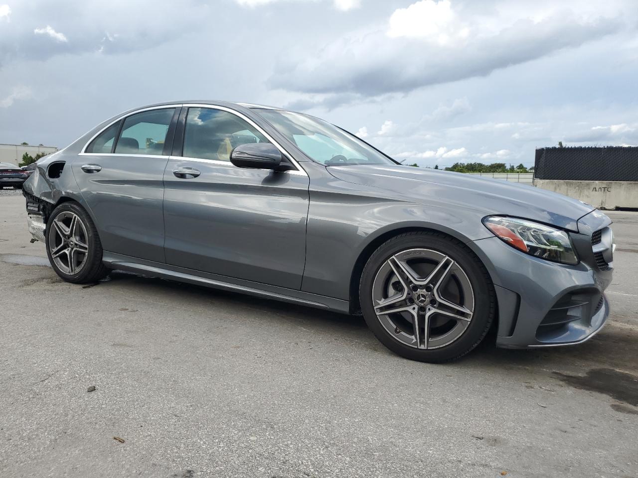 MERCEDES-BENZ C-CLASS 300