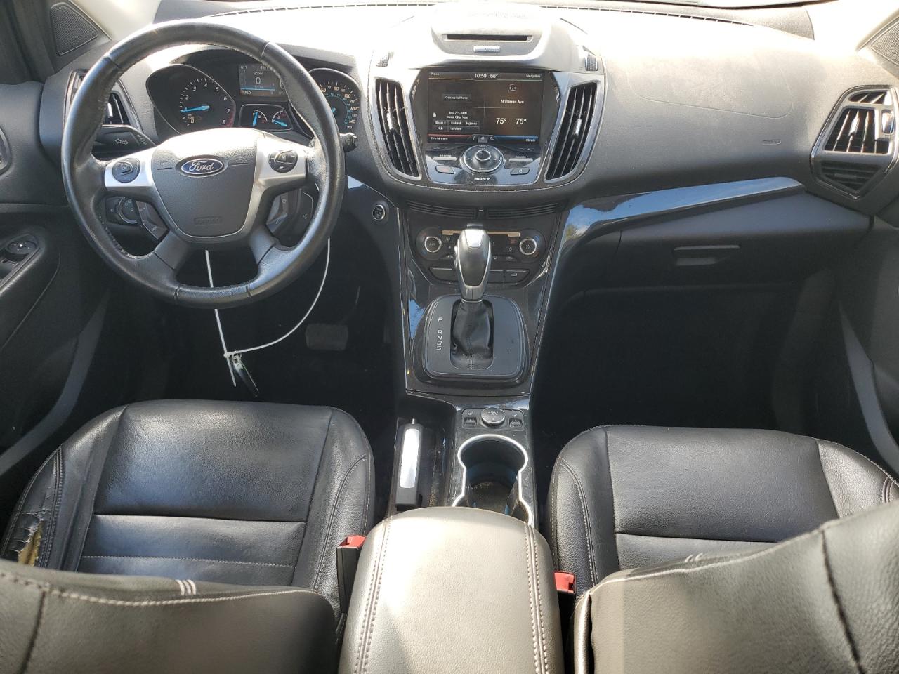 FORD ESCAPE TITANIUM