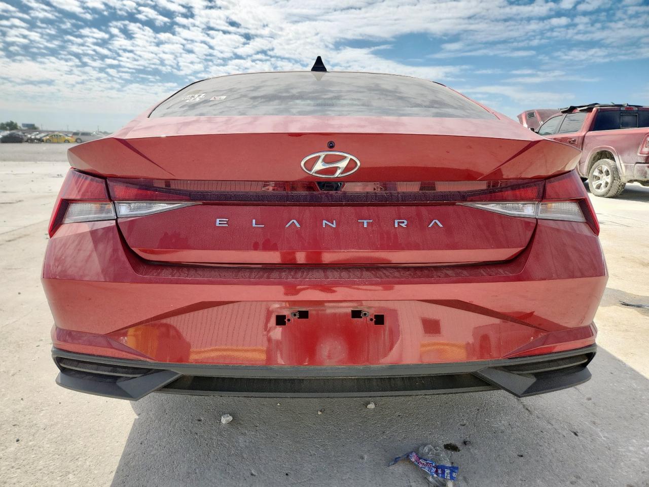 HYUNDAI ELANTRA SEL