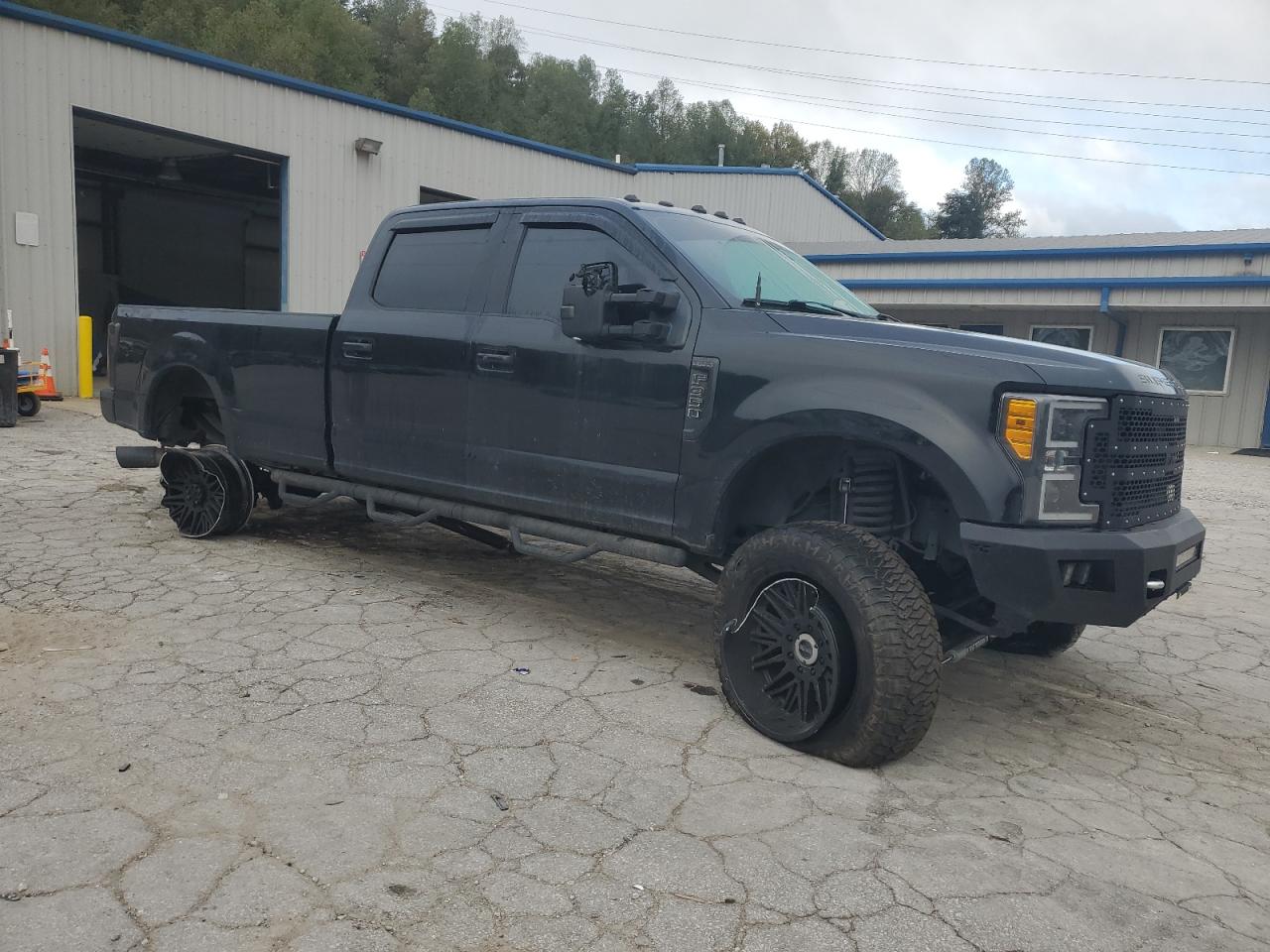 FORD F-350 SUPER DUTY