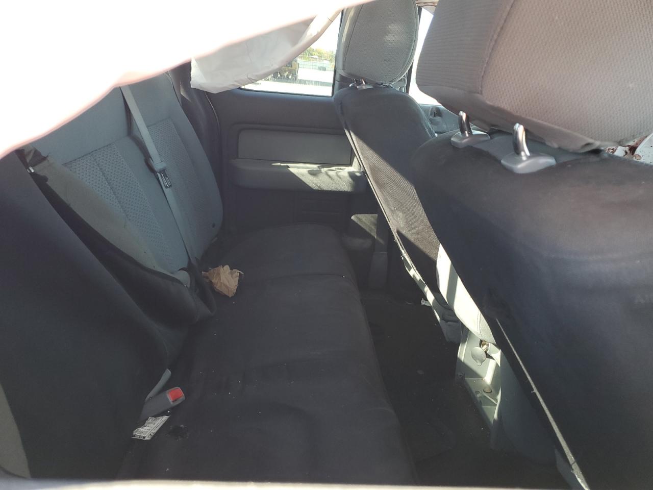 FORD F-150 SUPER CAB