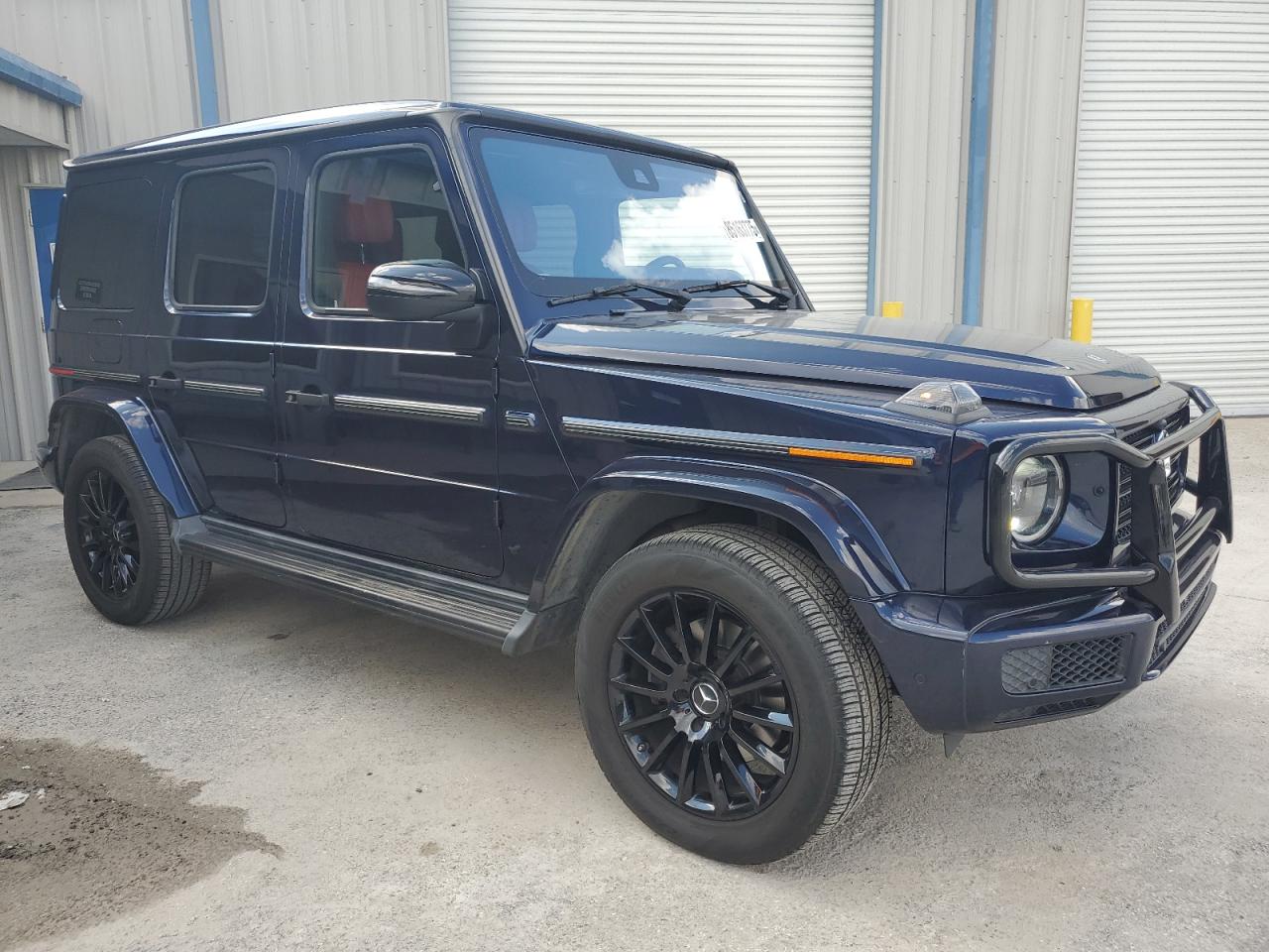 MERCEDES-BENZ G-CLASS 550