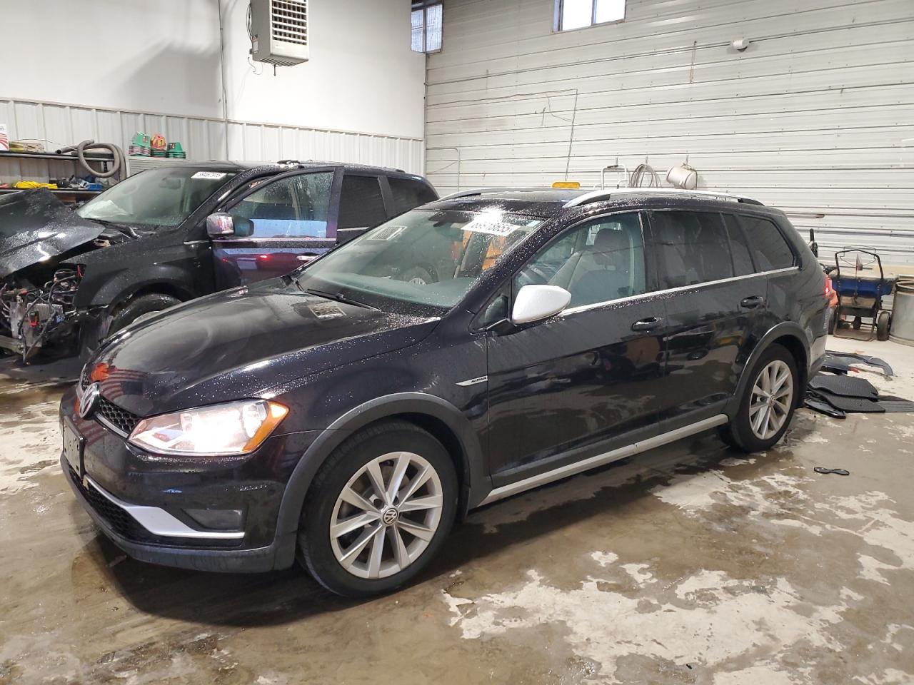VOLKSWAGEN GOLF ALLTRACK S