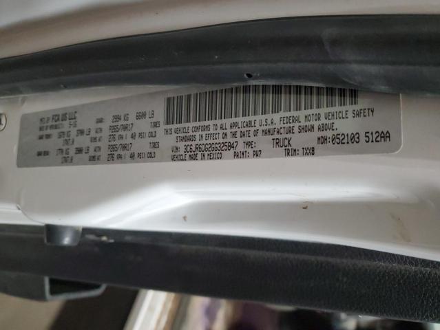 2016 RAM 1500 ST 3C6JR6DG2GG325847