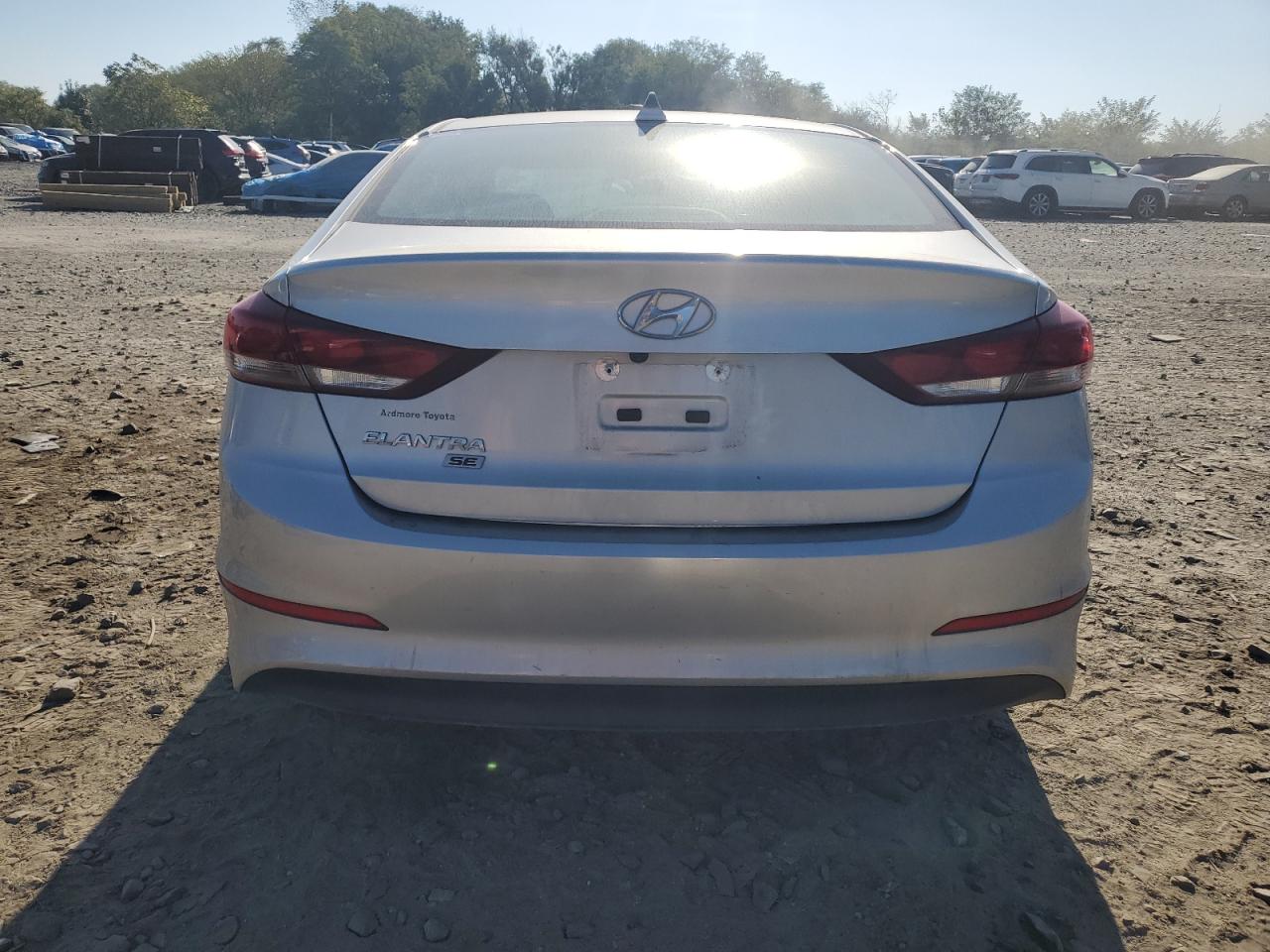 HYUNDAI ELANTRA SE