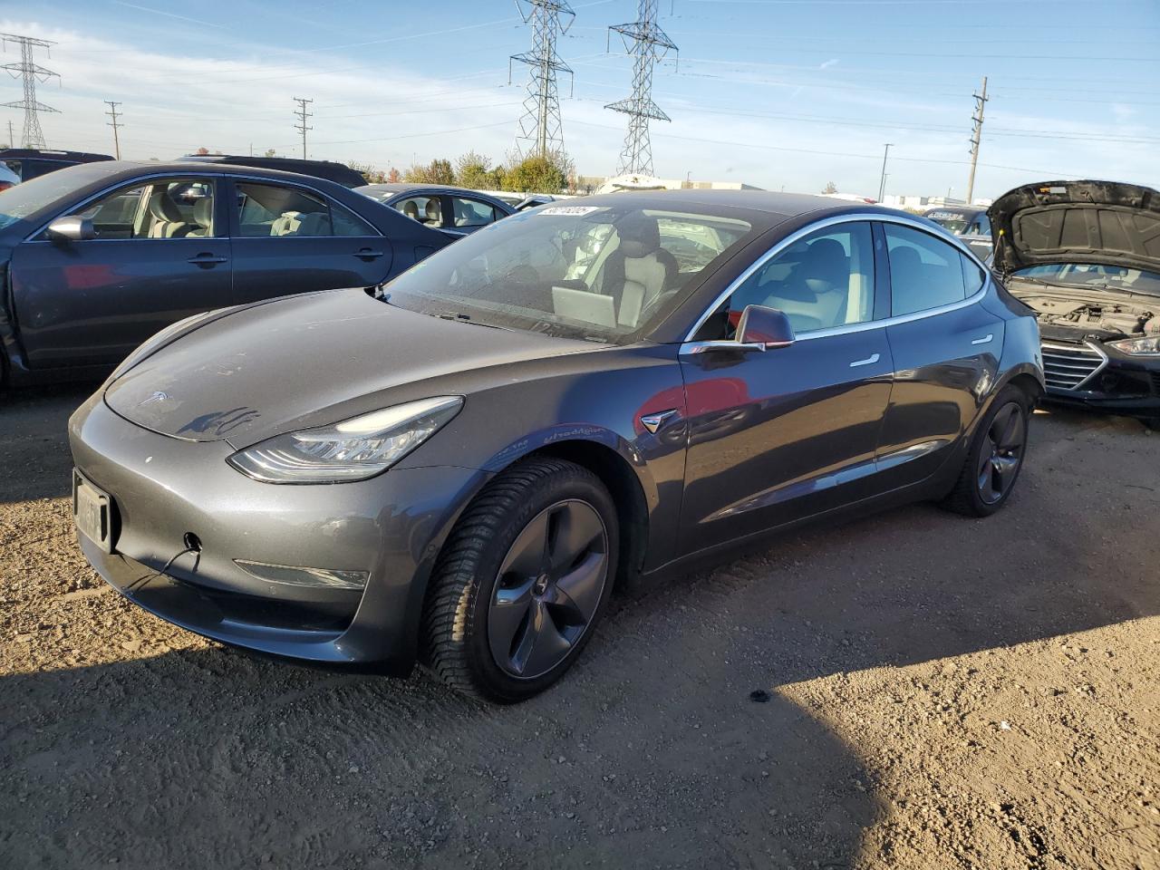 TESLA MODEL 3