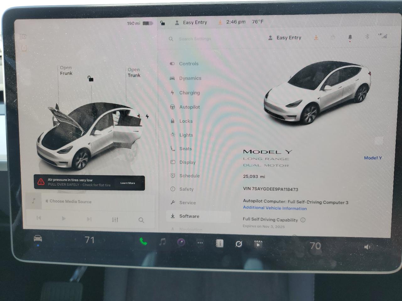 TESLA MODEL Y