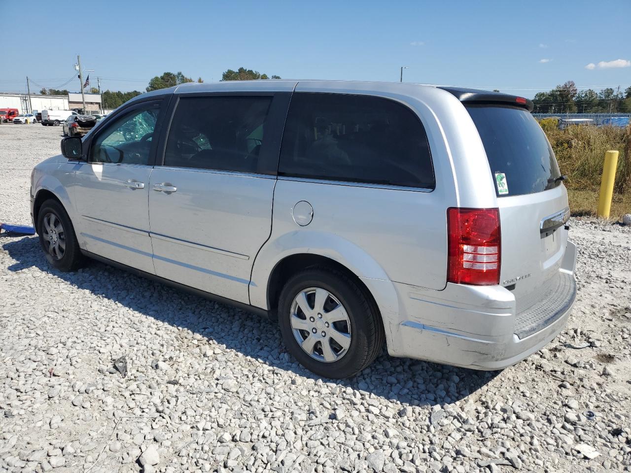CHRYSLER TOWN & COUNTRY LX