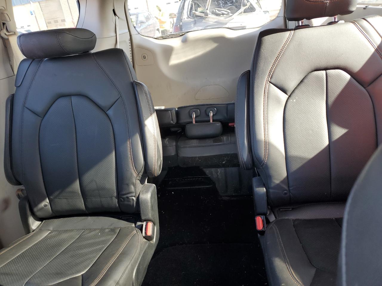 CHRYSLER PACIFICA TOURING L