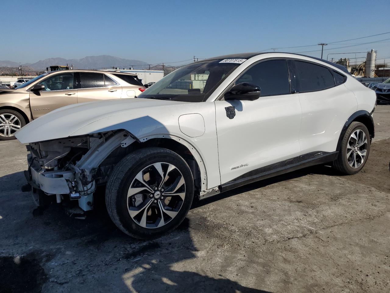 FORD MUSTANG PREMIUM